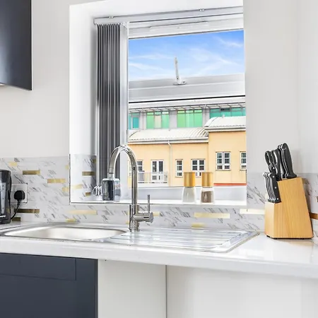 Boutique Family In Jewellery Quarter For 6 Apartman